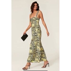 Fame & Partners
Suraya Safari Citrus Jumpsuit